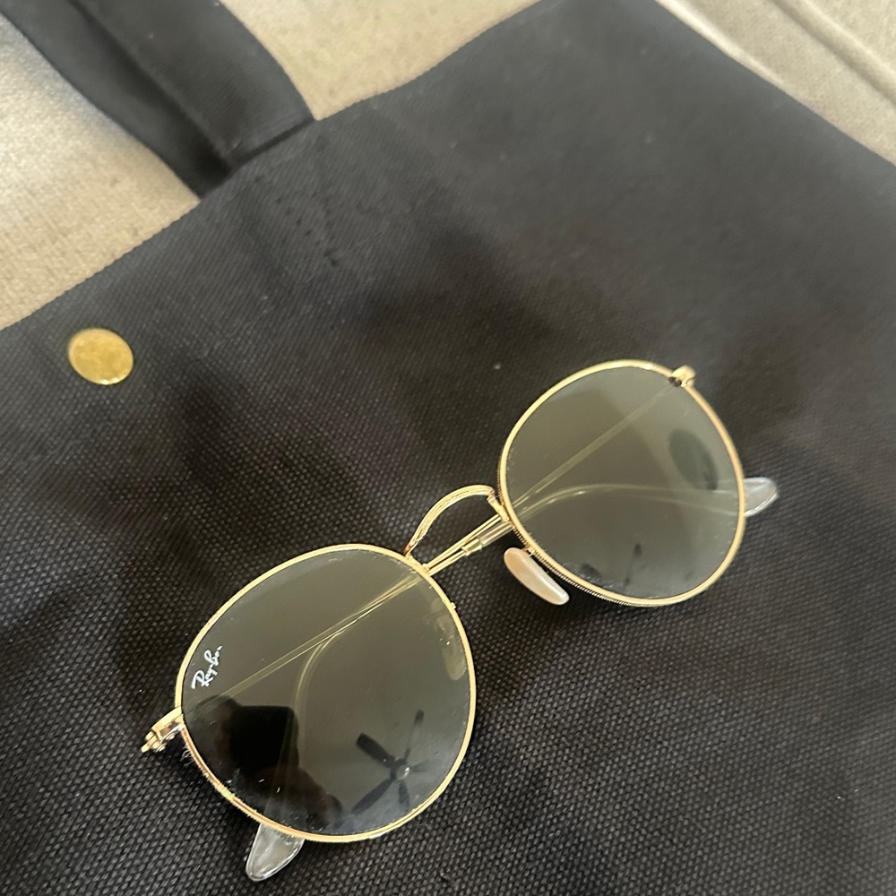 Ray-Ban Classic Gold Frame Sunglasses